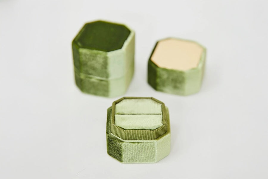 The Laureate Bevel Single The Mrs. Box Single