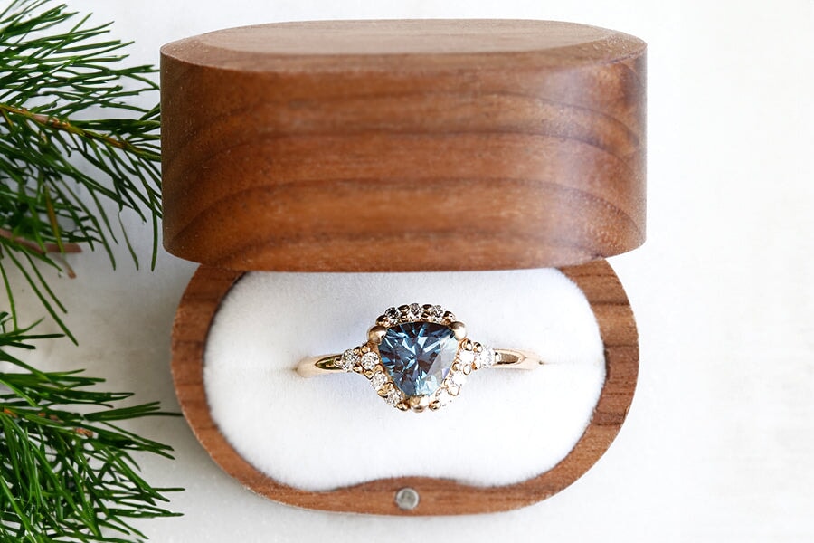 Isobel Halo London Blue Topaz Ring Andrea Bonelli Jewelry 