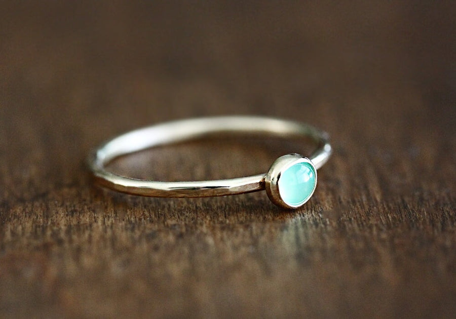 Aria Chrysoprase Stacking Ring Andrea Bonelli Jewelry 