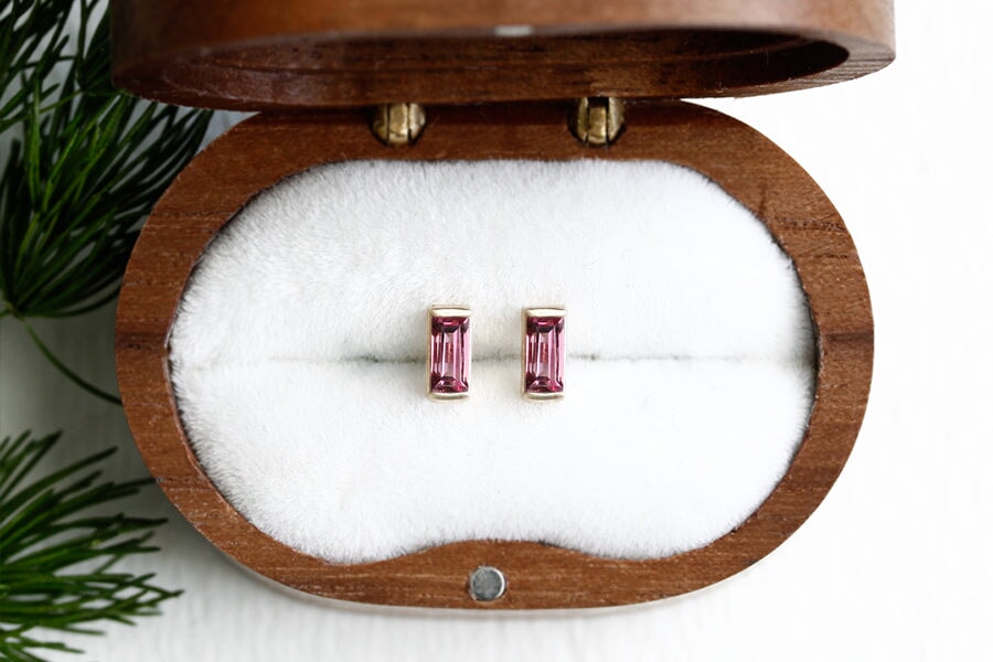 RTS Linea Garnet Studs Andrea Bonelli Jewelry 