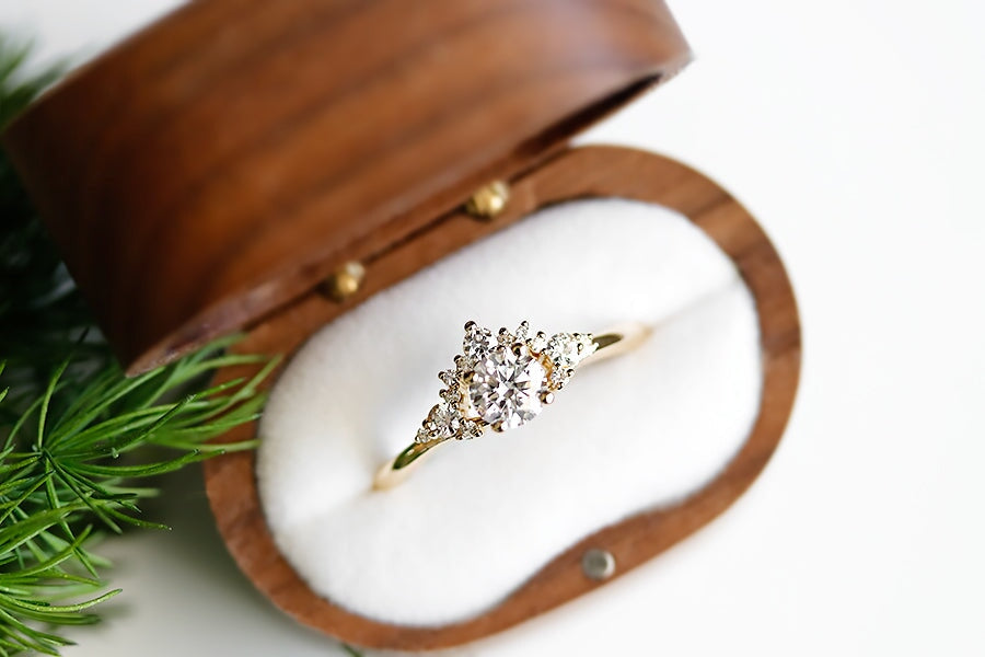 Scarlett Halo Ring Andrea Bonelli 