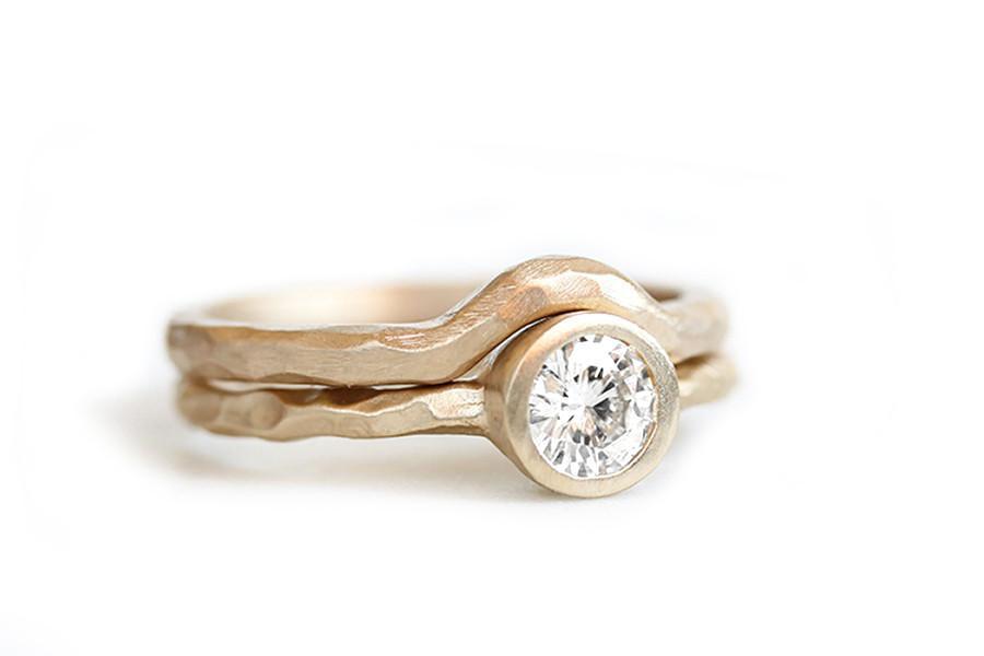 Rustic Carved GIA Diamond Ring Andrea Bonelli 