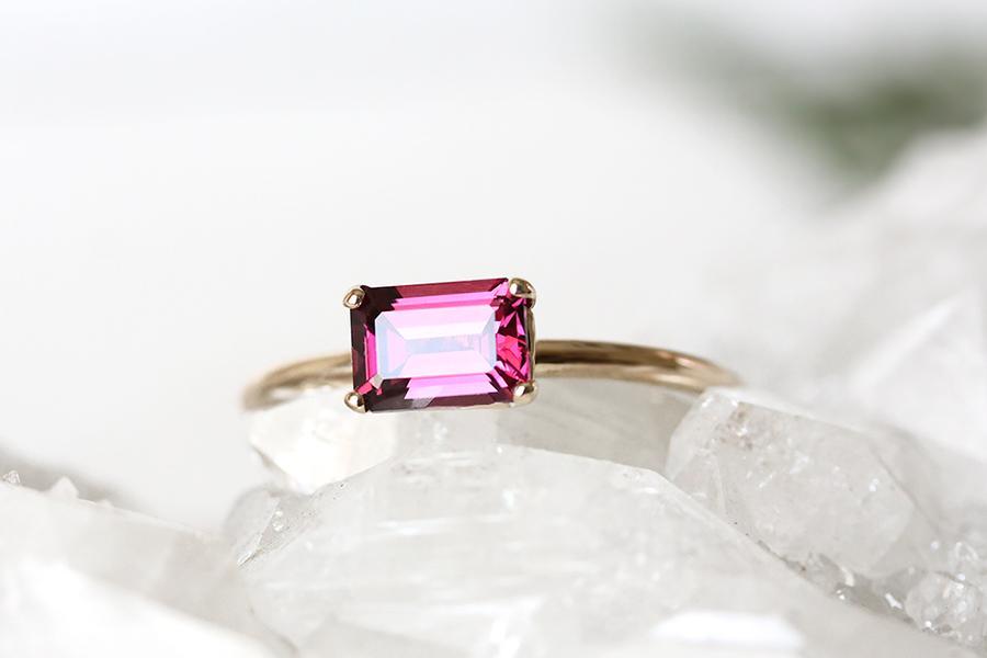 Bella Rhodolite Garnet Ring Andrea Bonelli Jewelry 