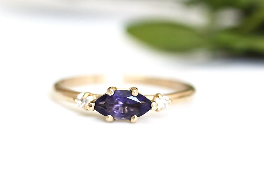 Trine Iolite + Diamond Ring Andrea Bonelli 