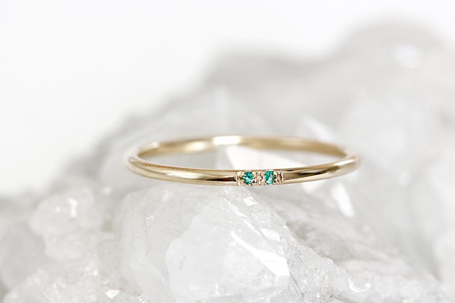 Slim Stacking Emerald Ring Andrea Bonelli 