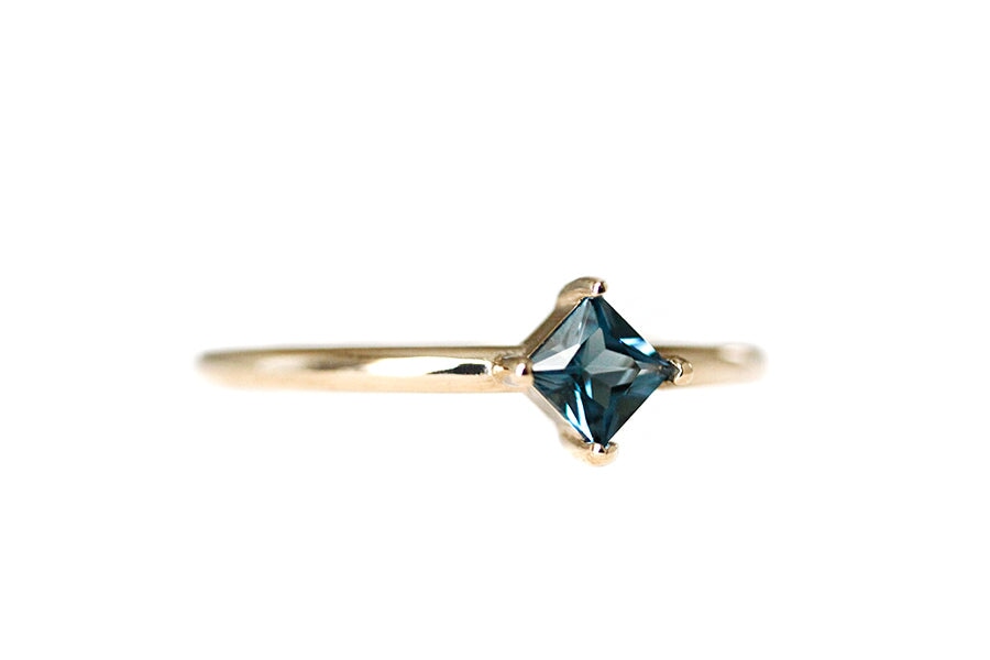 Tavi London Blue Topaz Ring Andrea Bonelli 