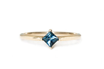 Tavi London Blue Topaz Ring Andrea Bonelli 14k Yellow Gold