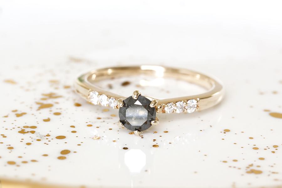 Mari Salt & Pepper Diamond Ring Andrea Bonelli 