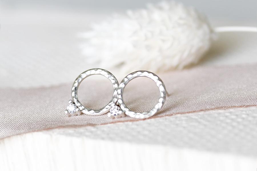 Silver Lacuna Diamond Circle Studs Andrea Bonelli Jewelry 