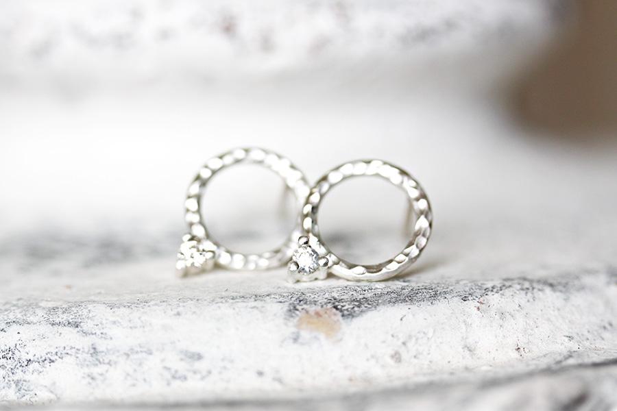 Silver Lacuna Diamond Circle Studs Andrea Bonelli Jewelry 